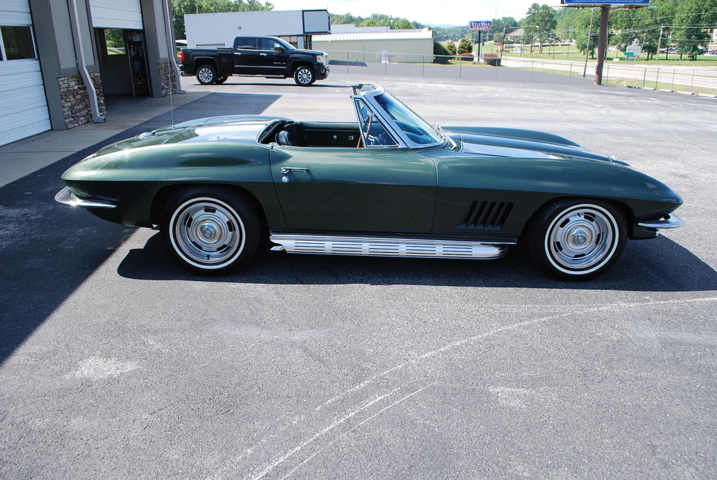 1967 corvette convertible a/c 2 owners, fully documented (SOLD). 