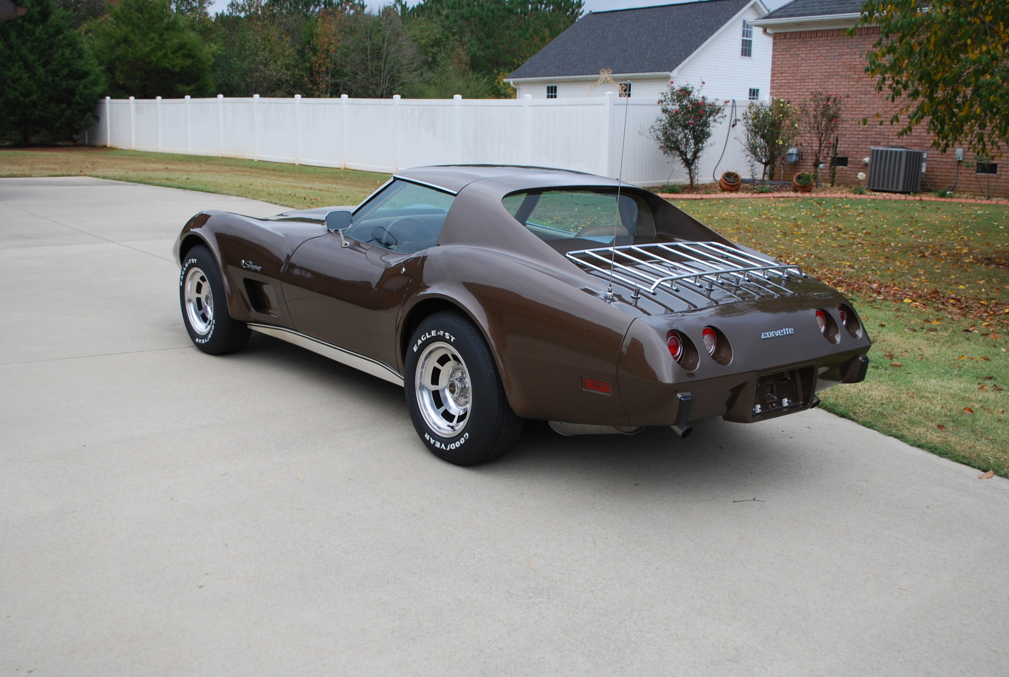 1976 Corvette Brown 37k 013.