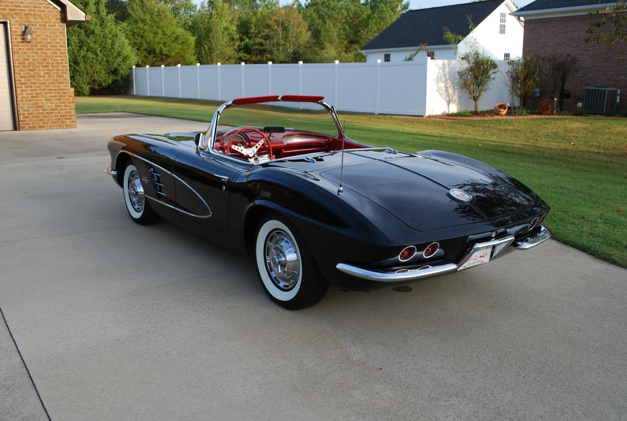1961 Corvette convertible 283/270hp 2x4 carbs (Original) Unrestored. 